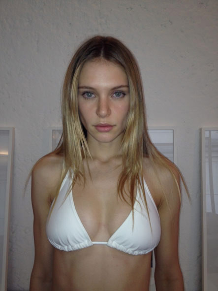 Photo of model Natalia Zambiasi - ID 387083