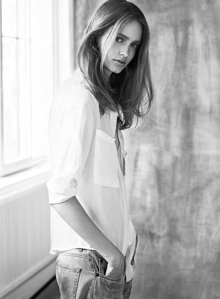 Photo of model Astrid Rönnborn - ID 569352