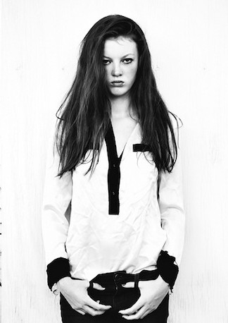 Photo of model Laura Hanson Sims - ID 387683