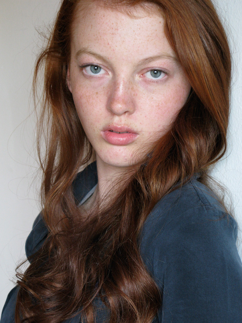 Photo of model Laura Hanson Sims - ID 387688