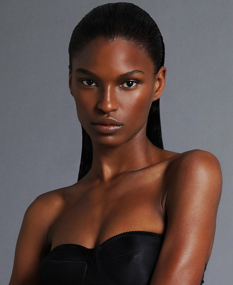 Photo of model Tsheca White - ID 395734