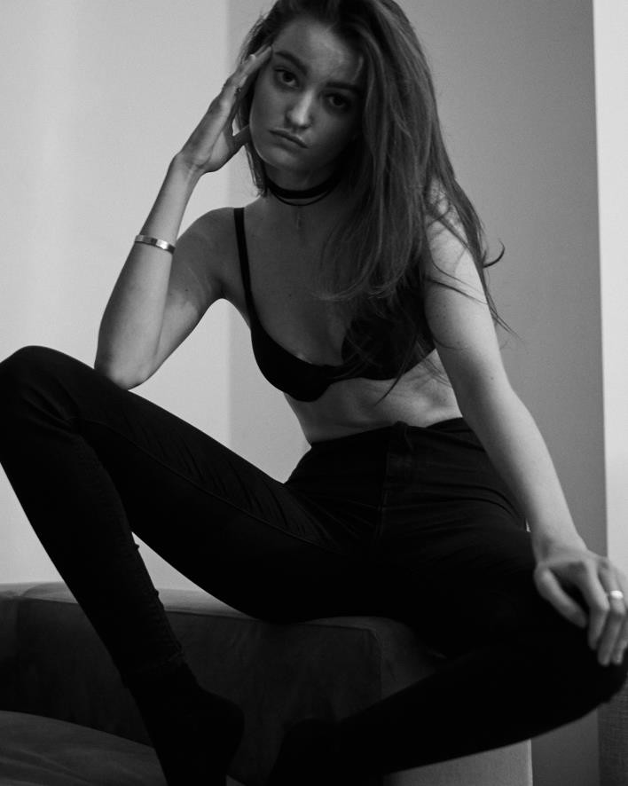 Photo of model Megan Puleri - ID 569760