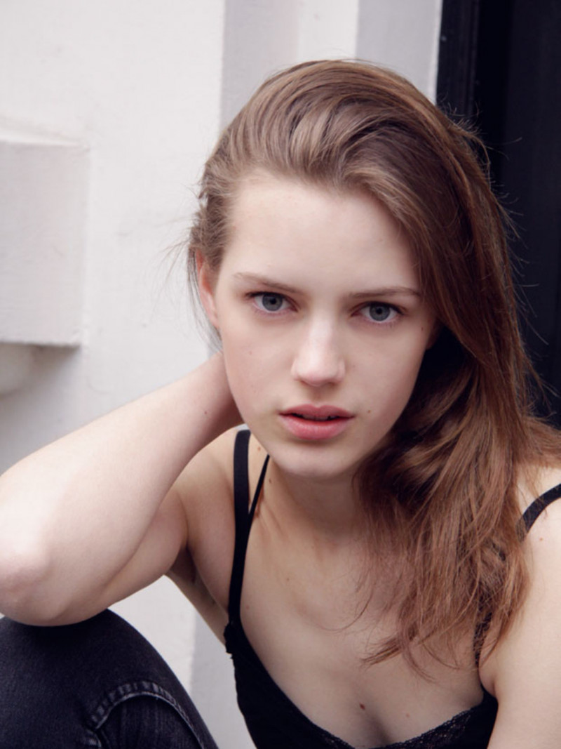 Photo of model Esther Heesch - ID 462898
