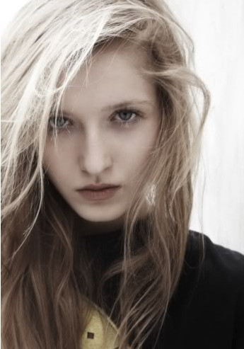 Photo of model Adrianna Roslaniec - ID 389730