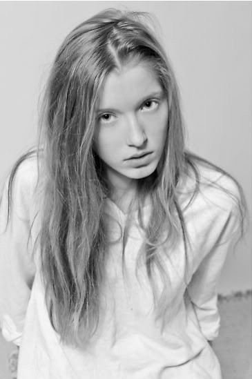 Photo of model Adrianna Roslaniec - ID 389731