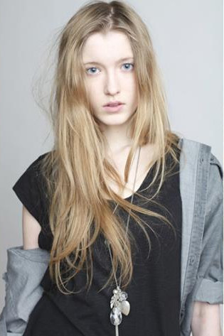 Photo of model Adrianna Roslaniec - ID 389741