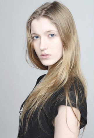 Photo of model Adrianna Roslaniec - ID 389746