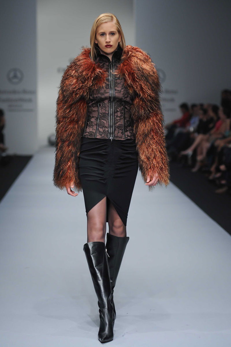 Photo of model Milla Capdevielle - ID 390835