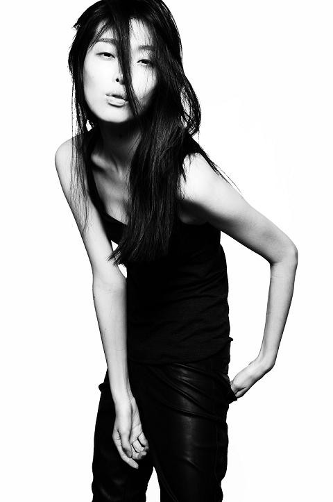 Photo of model Sung Hee Kim - ID 390659