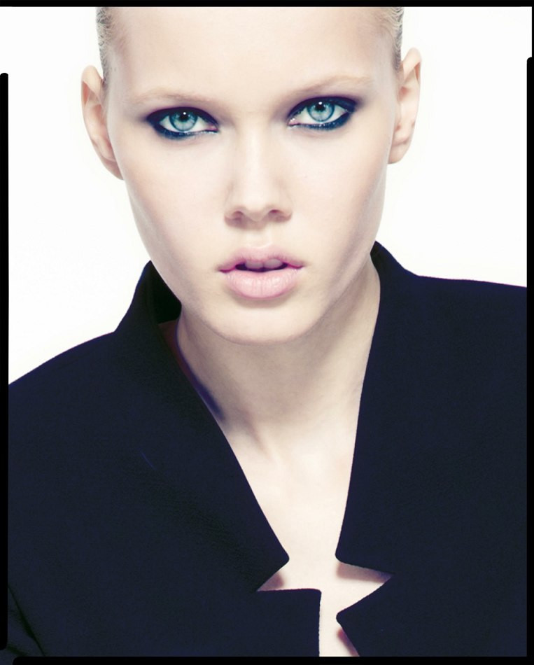 Photo of model Daria Popova - ID 396505