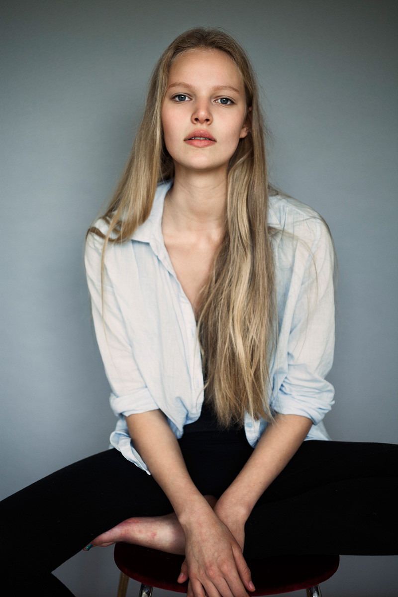 Photo of model Marieke van de Braak - ID 391555