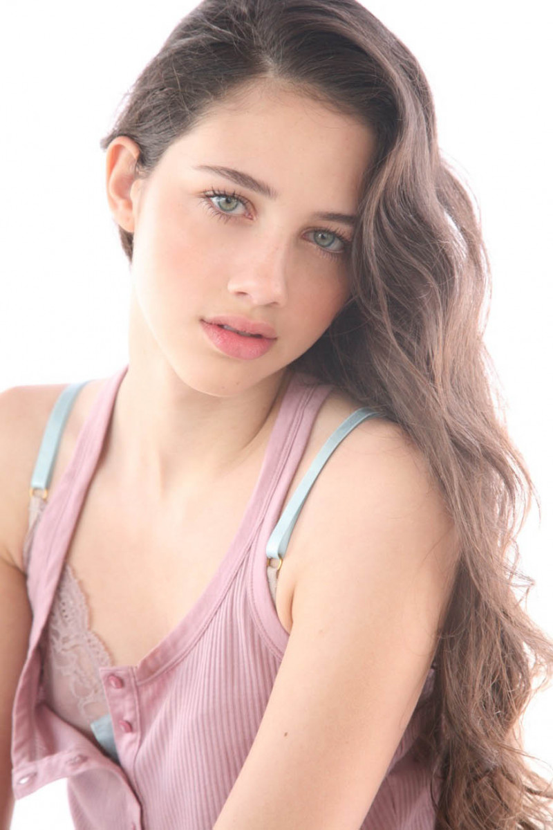 Photo of model Mariana Beltrame - ID 393692