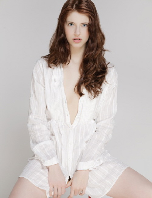 Photo of model Aimee Wright - ID 424276