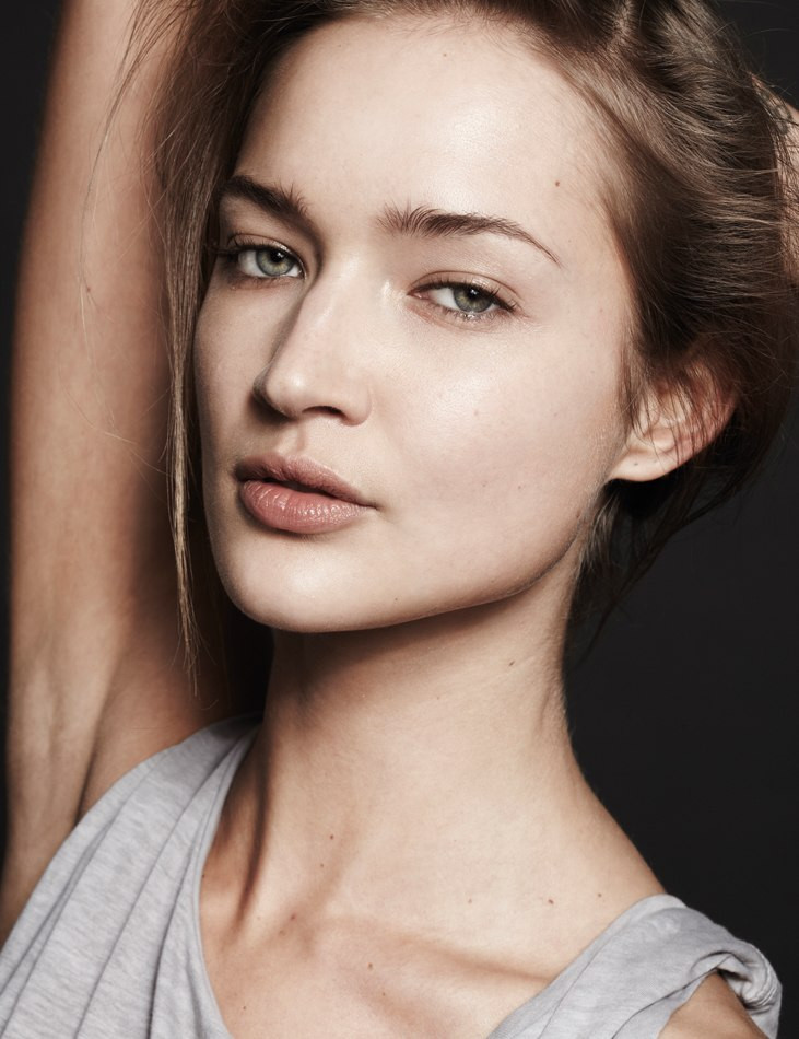 Photo of model Laura-Jade Alexander-Breton - ID 413797
