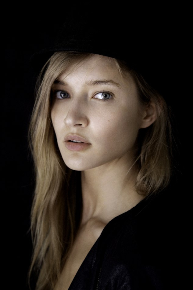 Photo of model Laura-Jade Alexander-Breton - ID 413807