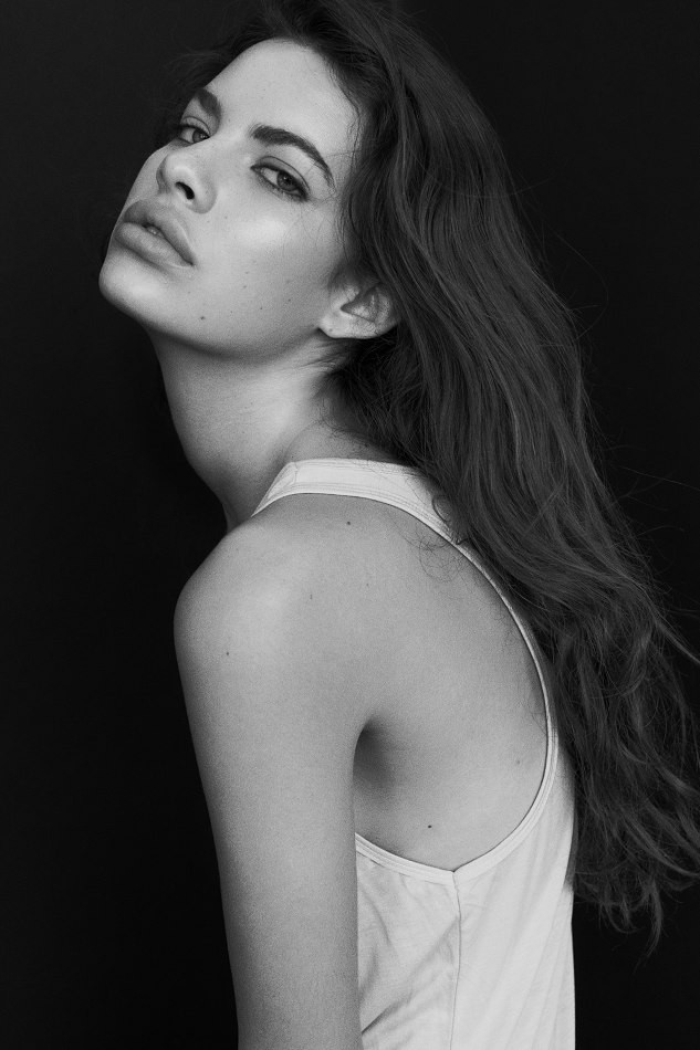Photo of model Maria Ines Huguenin - ID 431302