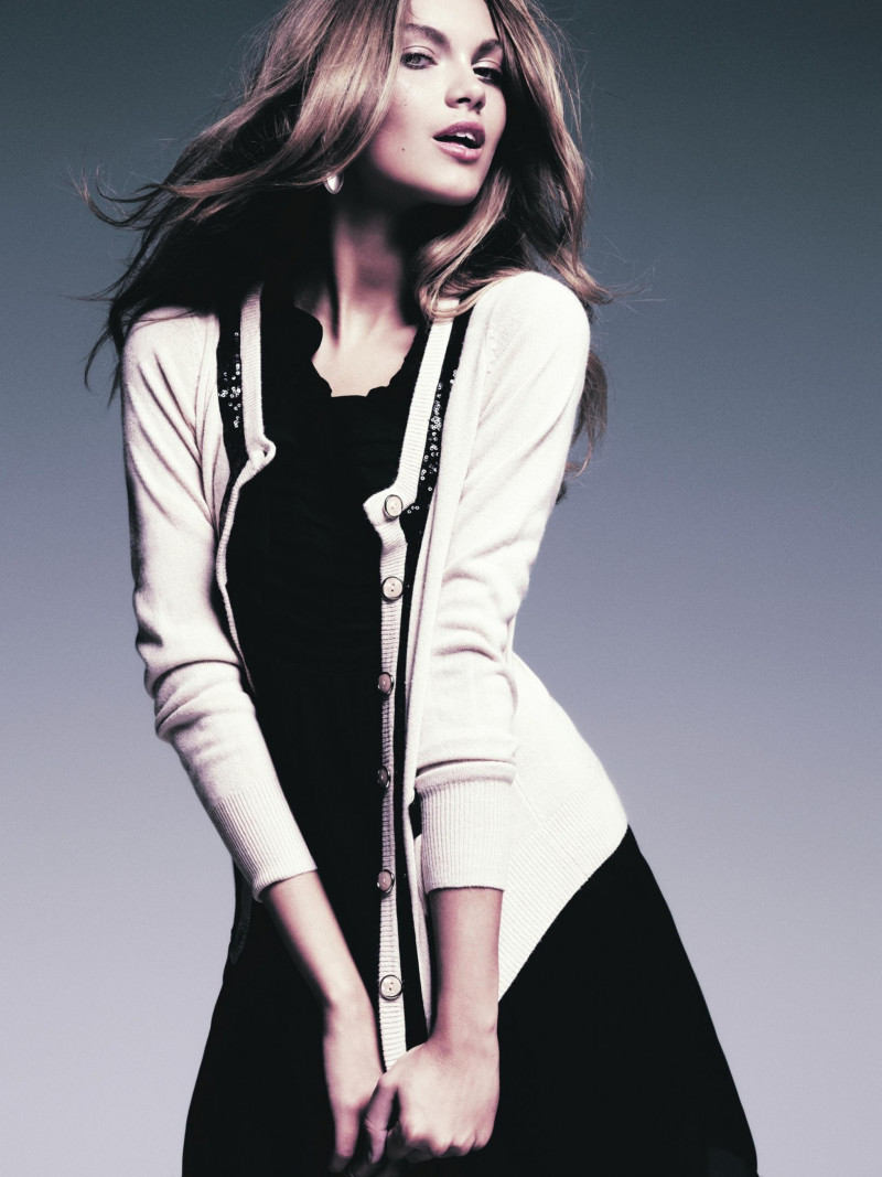 Photo of fashion model Veneda Budny - ID 395742 | Models | The FMD
