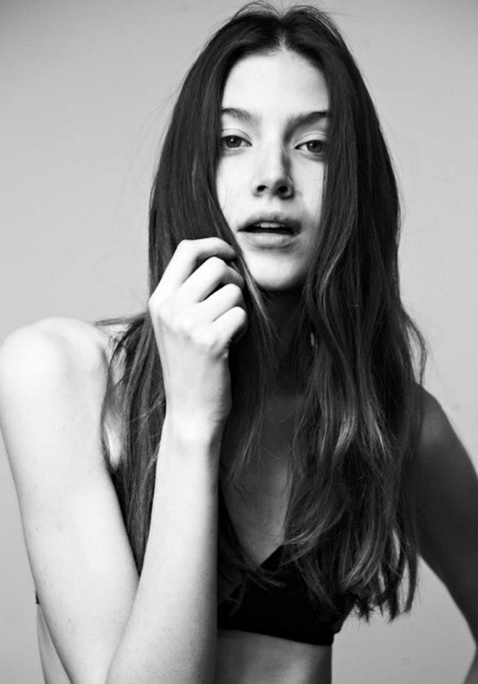 Photo of model Giuliana Caramuto - ID 414174