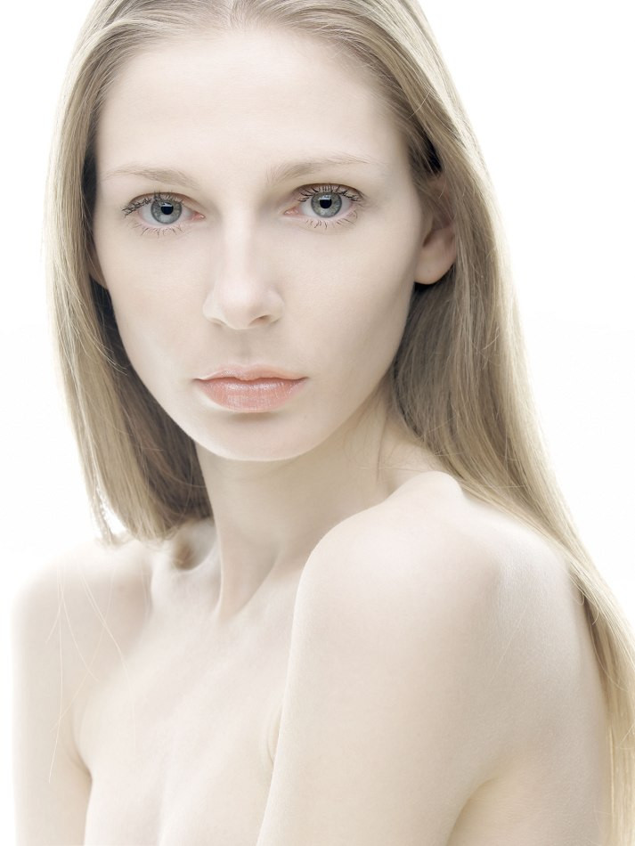 Photo of model Kristin Hahn - ID 394654