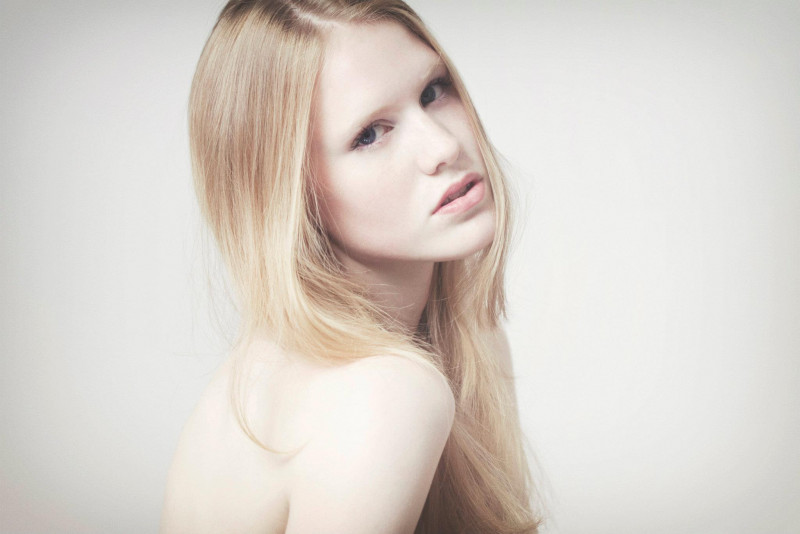 Photo of model Iris van der Valk - ID 432728