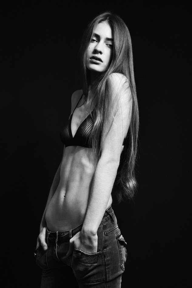 Photo of model Marine Deleeuw - ID 395463