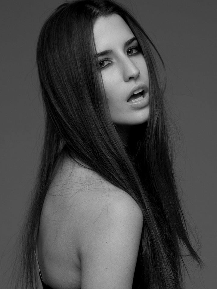 Photo of model Raquel Palomo - ID 423581