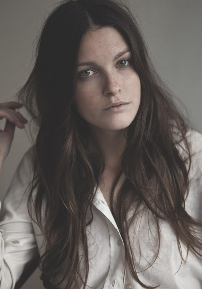 Photo of model Johanna Nault - ID 397633