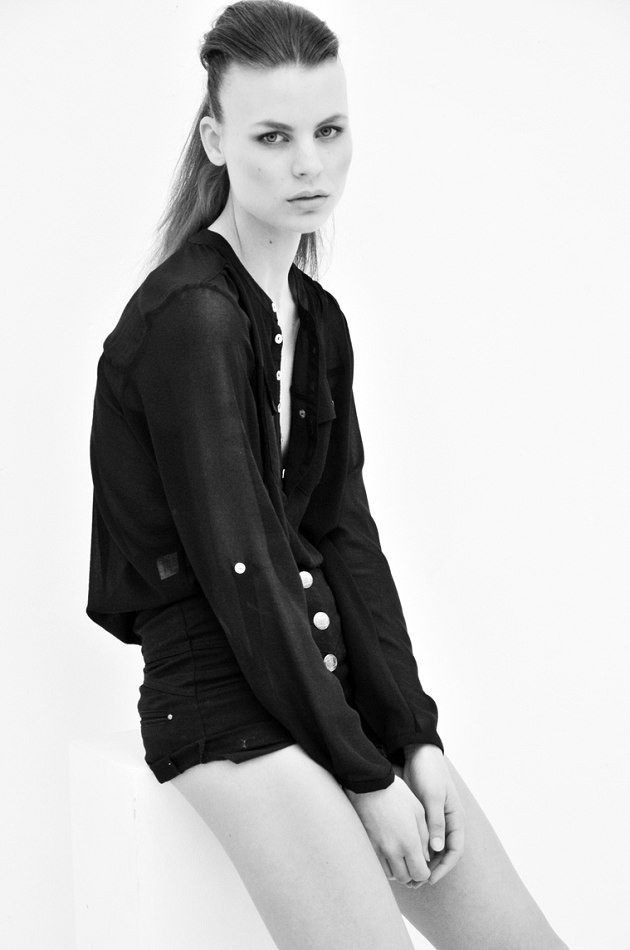 Photo of model Naomi Nijboer - ID 400323