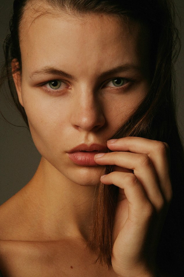Photo of model Naomi Nijboer - ID 400325