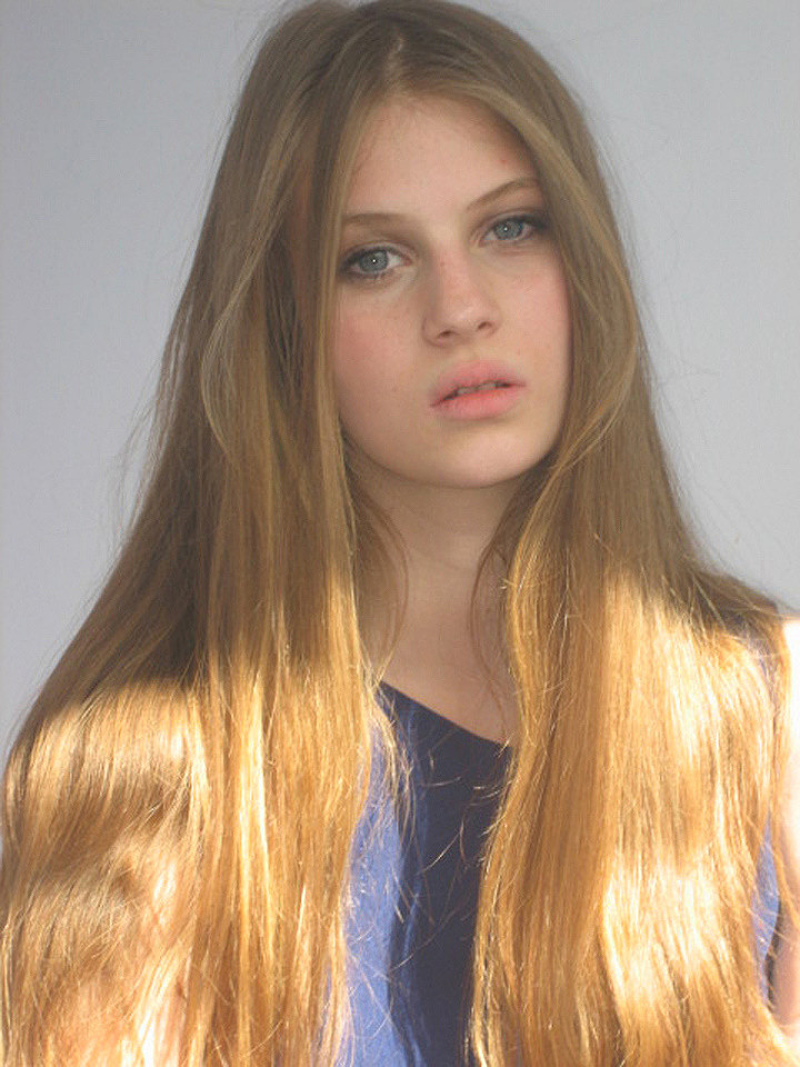 Photo of model Florence Kosky - ID 401792