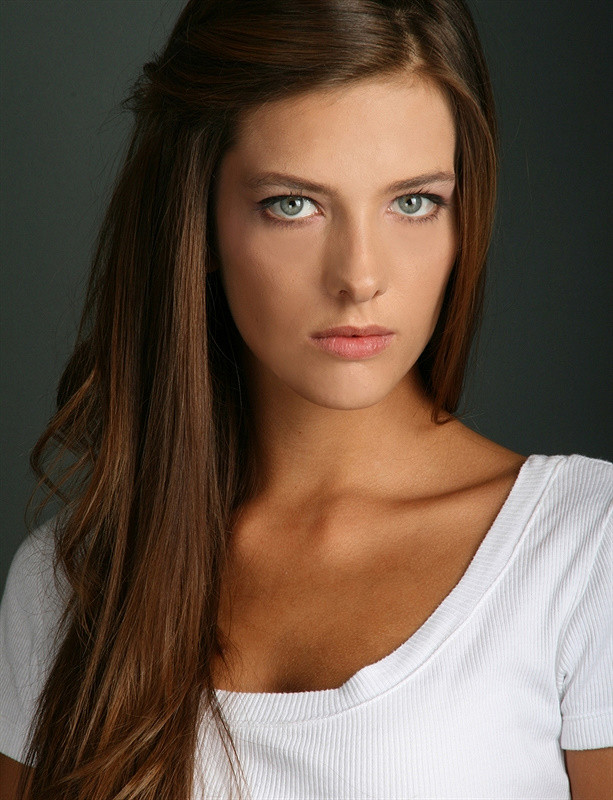 Photo of model Lauren Gasnier - ID 401838
