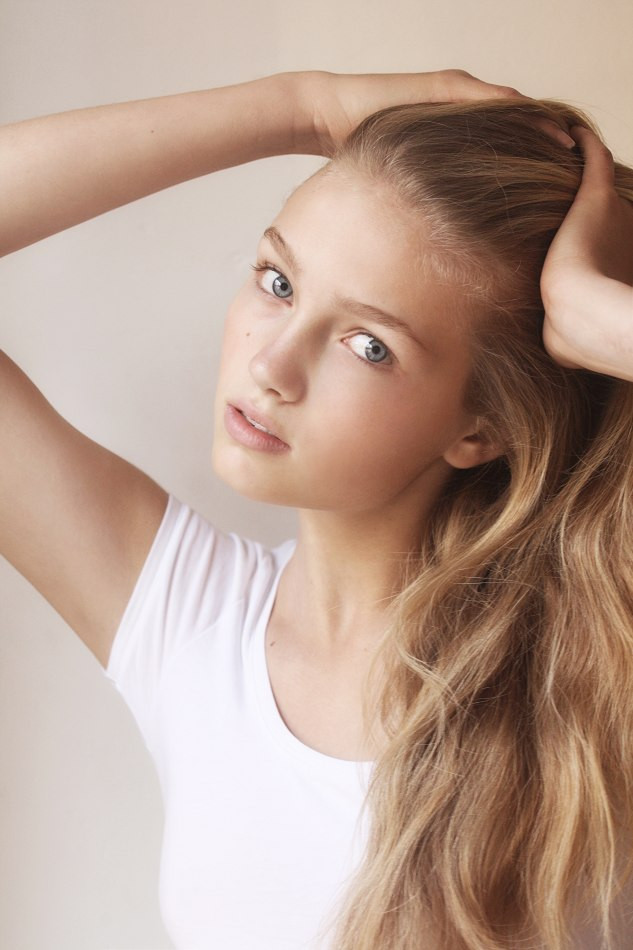 Photo of model Romy van de Laar - ID 402081