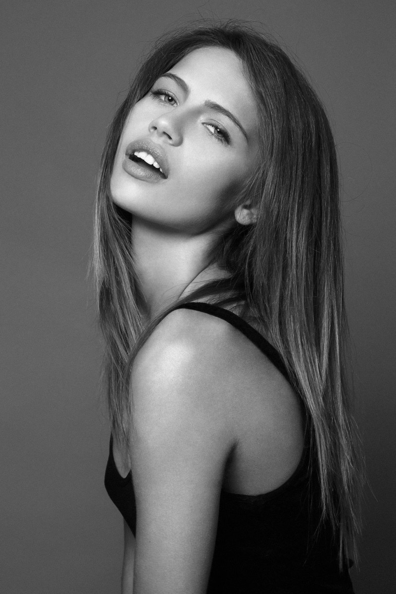 Photo of model Anna Suponeva - ID 403030