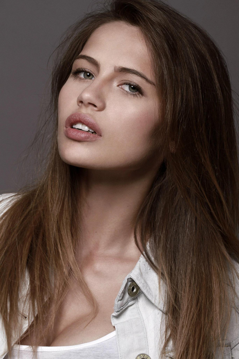 Photo of model Anna Suponeva - ID 403058