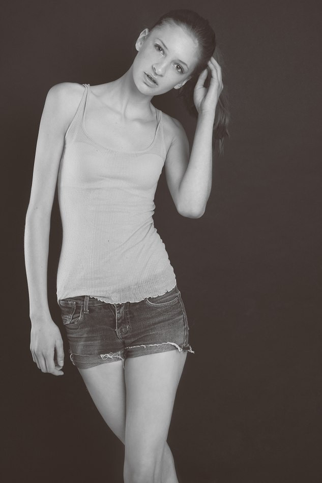 Photo of model Claire Thorsen - ID 403340