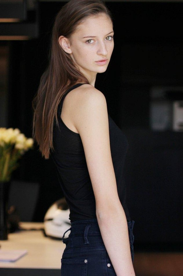 Photo of model Claire Thorsen - ID 403352