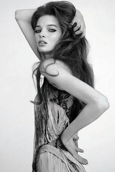Photo of model Charlotte Cardin-Goyer - ID 403589