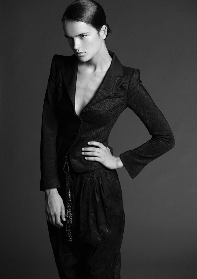 Photo of model Zoe Colivas - ID 406438