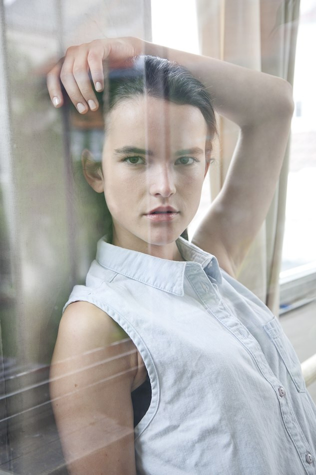 Photo of model Zoe Colivas - ID 406463