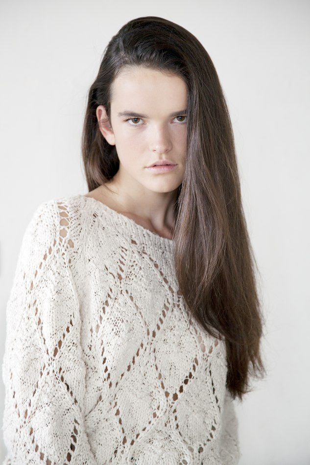 Photo of model Zoe Colivas - ID 406468