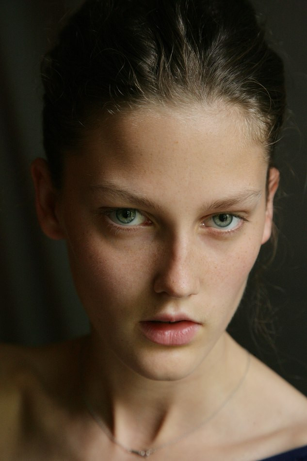 Photo of model Nora Lony - ID 408153