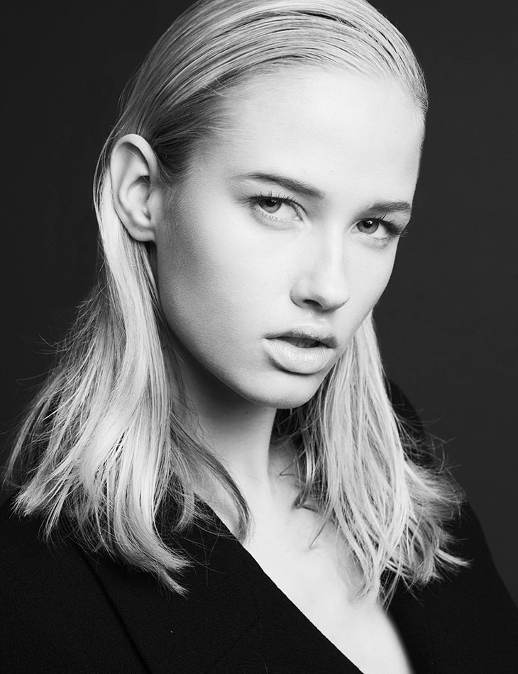 Photo of fashion model Robin Schenk - ID 408198 | Models | The FMD