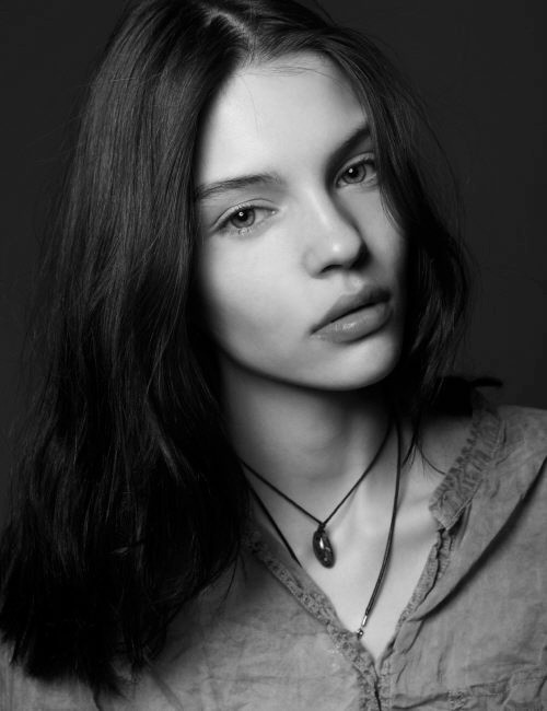 Photo of model Kate Bogucharskaia - ID 410728