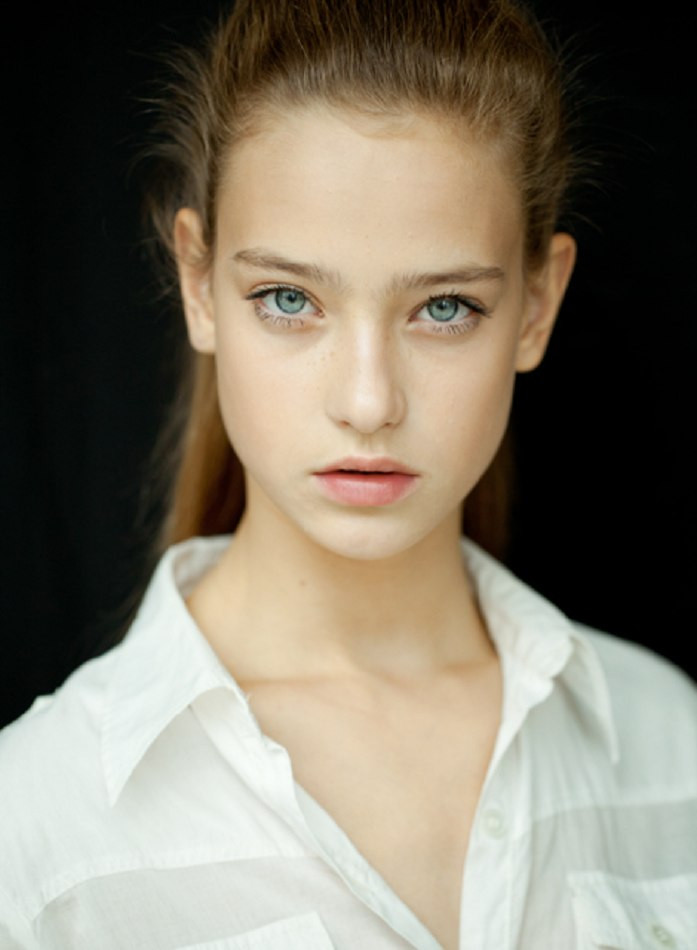 Photo of model Lorena Sandu - ID 411613