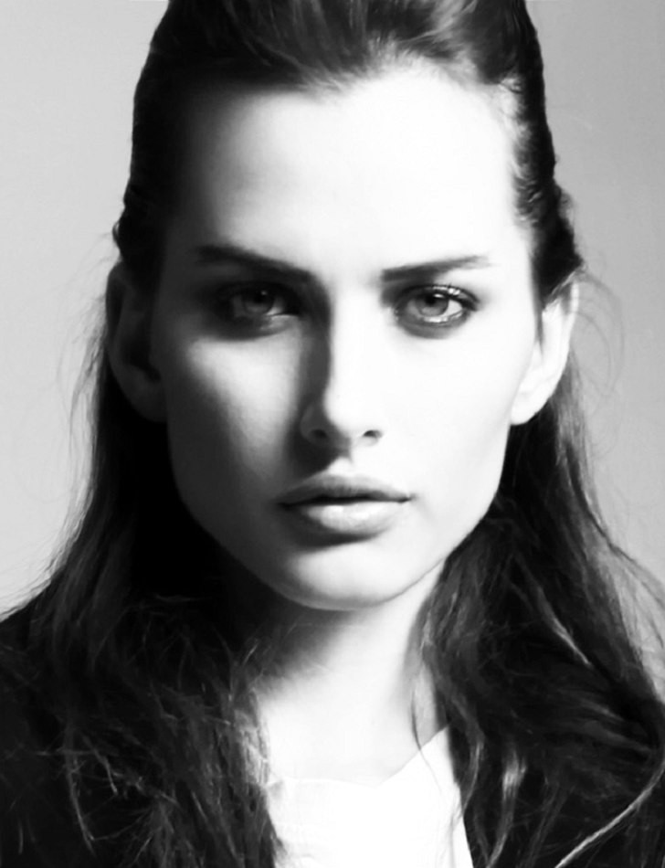 Photo of fashion model Cristiane Stamboroski - ID 415489 | Models | The FMD