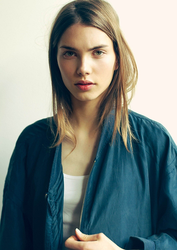 Photo of fashion model Elise Smidt - ID 415314 | Models | The FMD