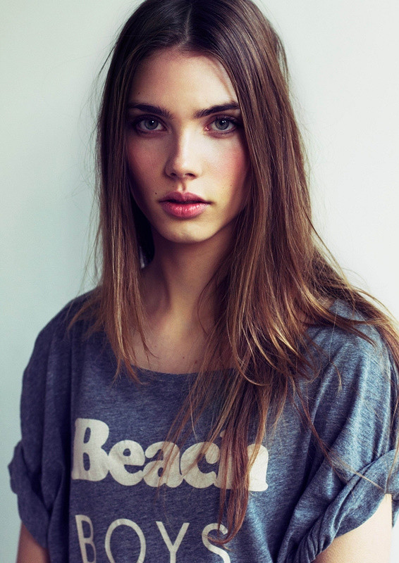 Photo of fashion model Elise Smidt - ID 415322 | Models | The FMD
