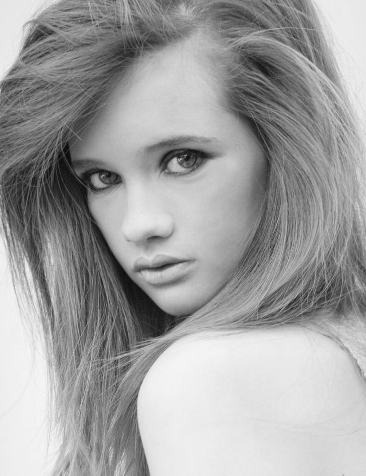 Photo of model Jenna Roberts - ID 417760