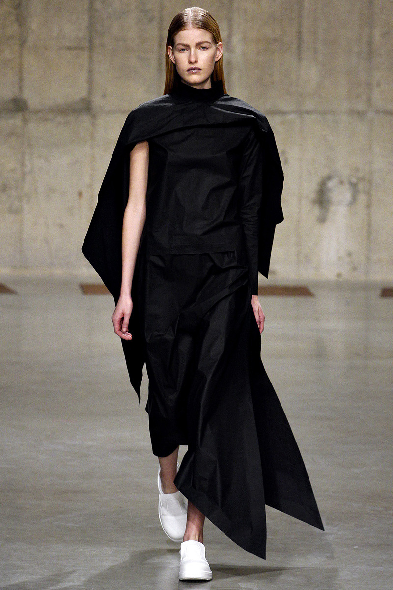 Photo of model Louise Parker - ID 418431