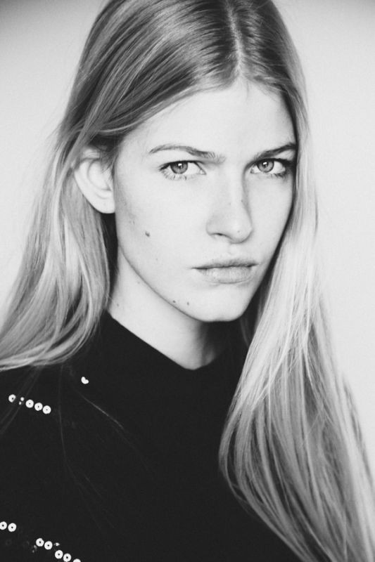 Photo of fashion model Louise Parker - ID 418442 | Models | The FMD